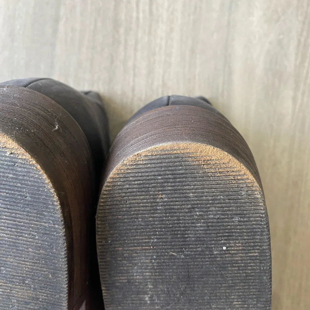 Free people Mont Blanc sandals the color is like a dark grayish black - Picture 8 of 12